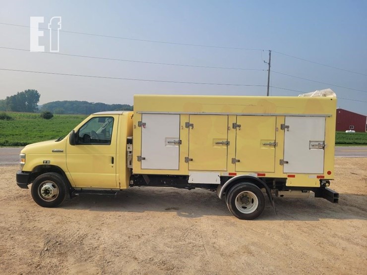 2018-ford-e450-image-13