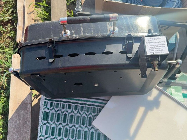 8-1/2x6-nylon-camping-grill-image-4