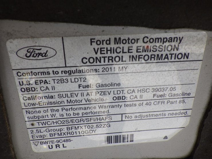 2011-ford-escape-image-12