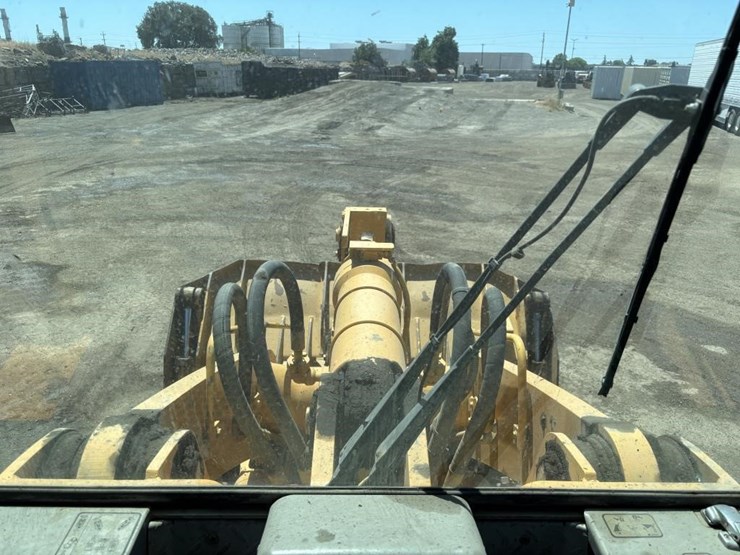 2005-deere-755c-image-28