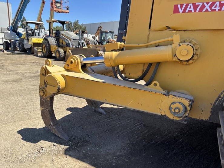 2005-deere-755c-image-17