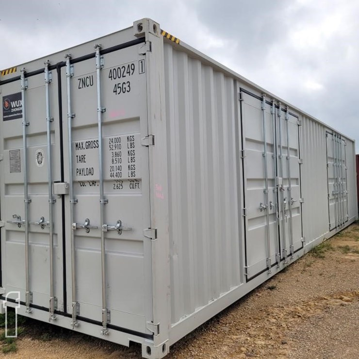 40 FOOT SHIPPING CONTAINER