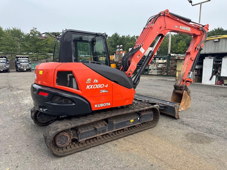 2019-kubota-kx080-image-3