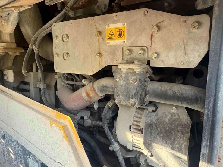 2018-komatsu-wa380-8-image-8