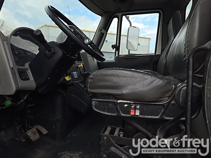 2017-international-4300-sba-image-46