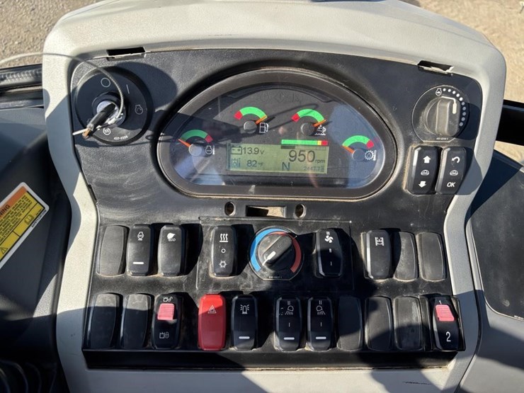 2018-caterpillar-420f2-it-image-44