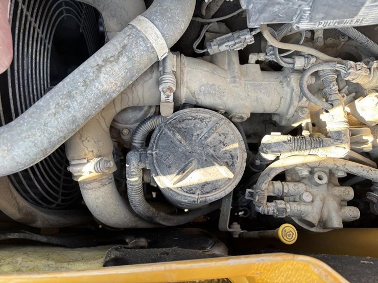 2018-caterpillar-420f2-it-image-56