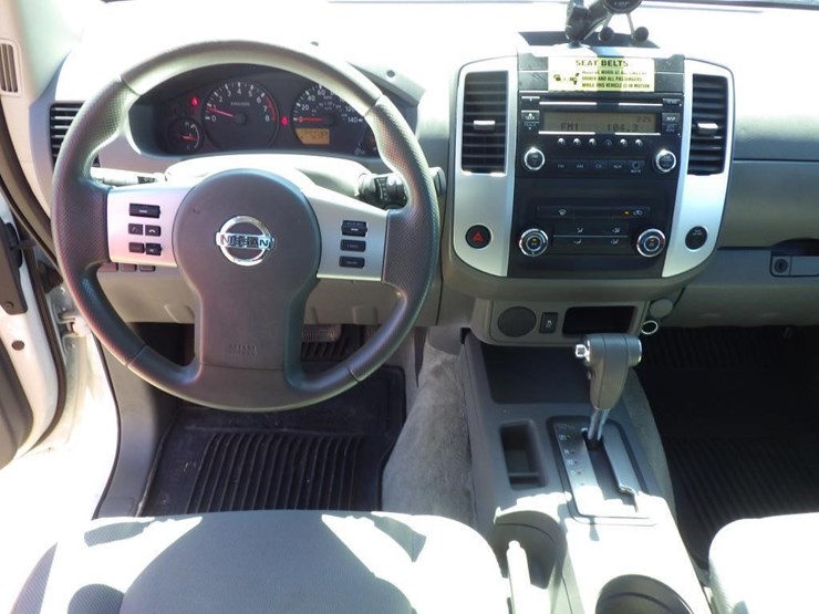 2016-nissan-frontier-image-7