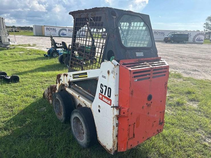 2017-bobcat-s70-image-4