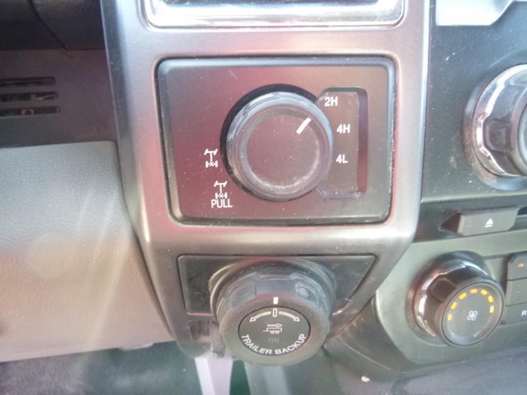 2016-ford-f150-image-11