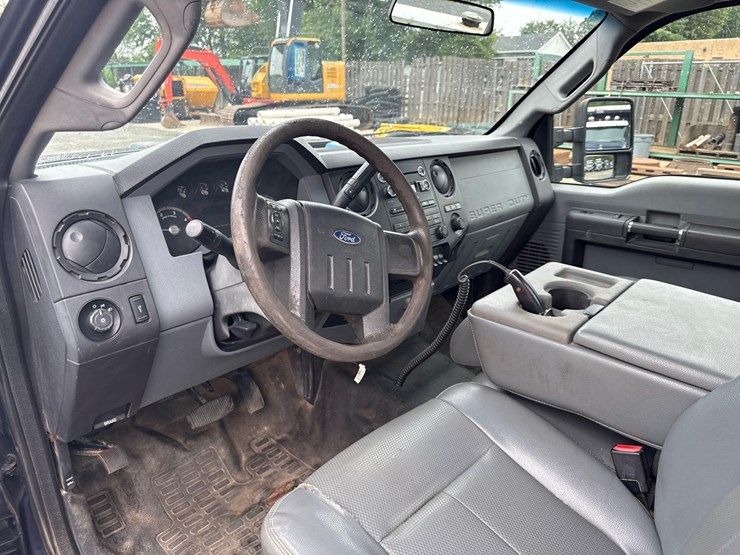 2015-ford-f350-xl-image-12