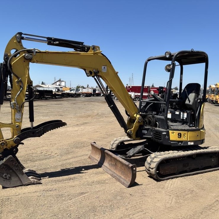2020 Yanmar Vi035 Hydraulic Excavator