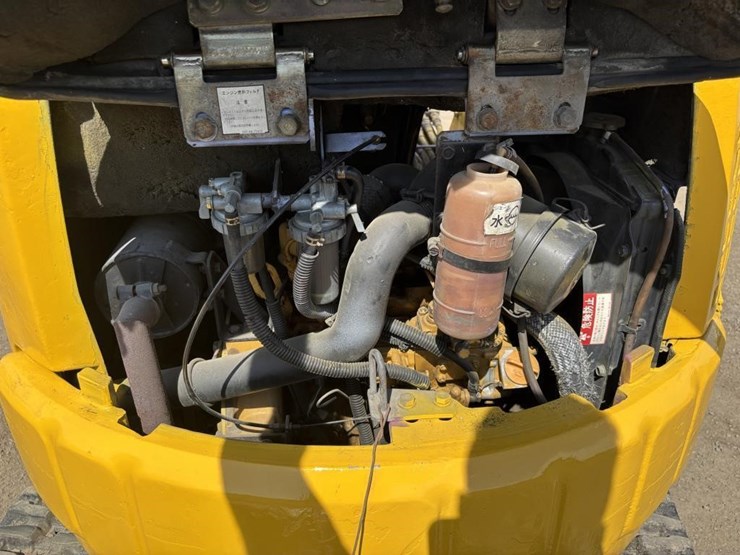 komatsu-pc12-image-28