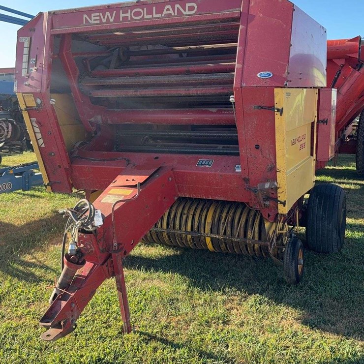 NEW HOLLAND 855