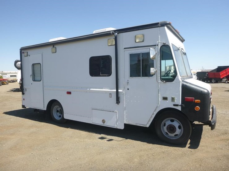 2002-utility-van-image-3