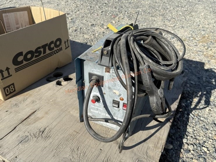 chicago-electric-90-amp-wire-welder-image-3
