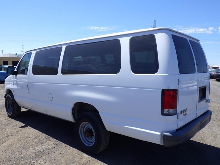 2007-ford-econoline-350-image-4