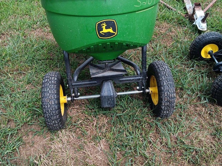 john-deere-la-image-2