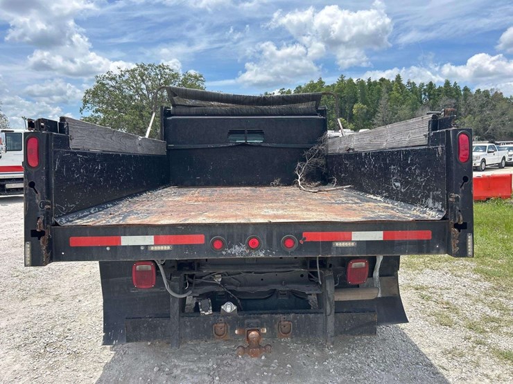 2016-ford-f550-image-28