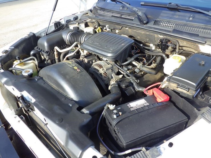 2005-dodge-dakota-image-8