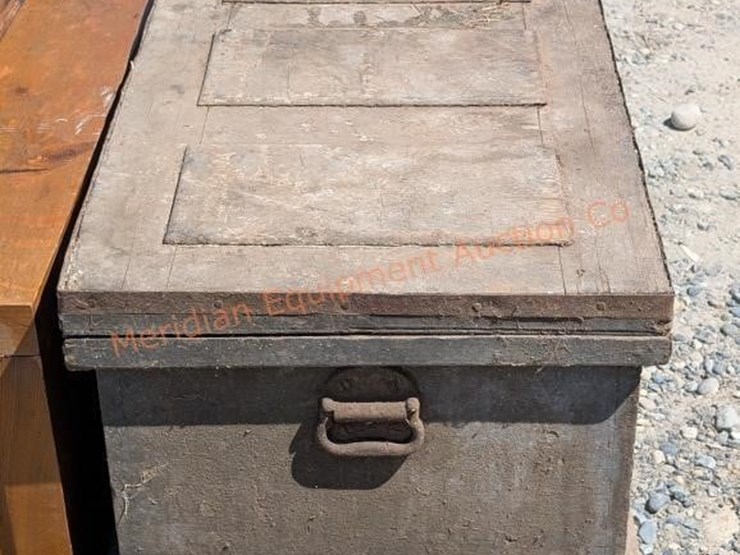 1--chest-&-1-index-file-cabinet-image-13