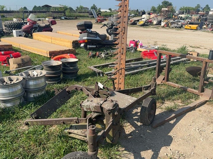 oliver-77-or-88-sickle-bar-mower-image-1