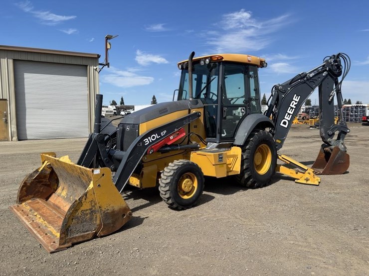 2020-deere-310l-ep-image-1