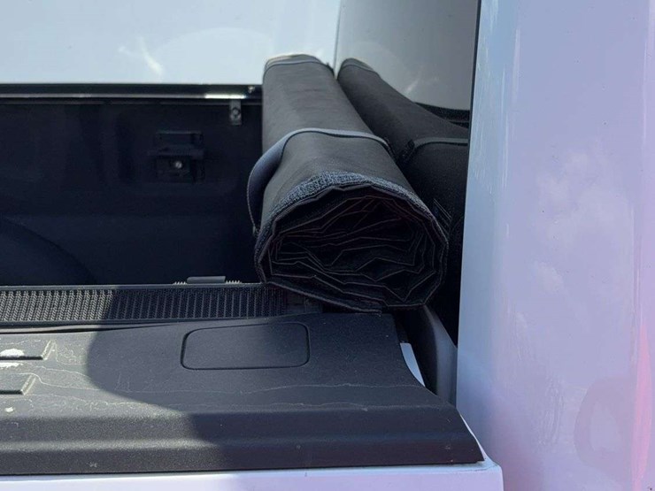 2017-ford-f150-image-8
