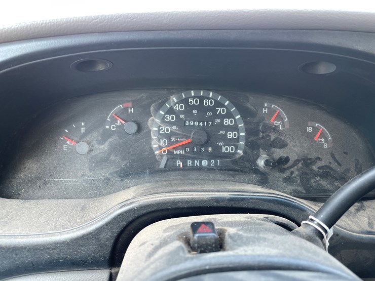 2002-ford-e350-image-24