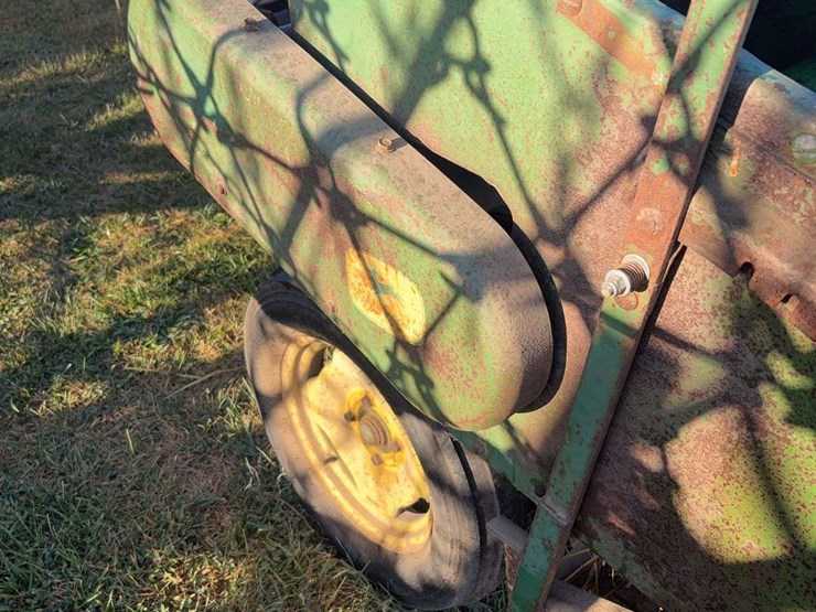 john-deere-24t-image-8