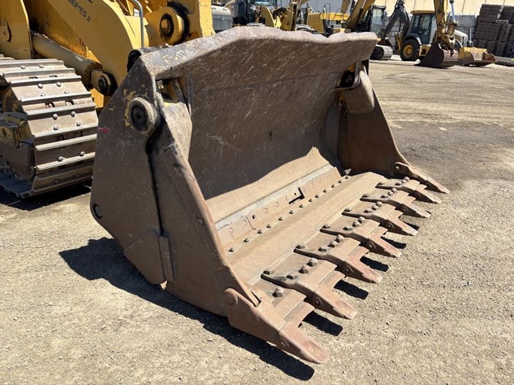 2005-deere-755c-image-10