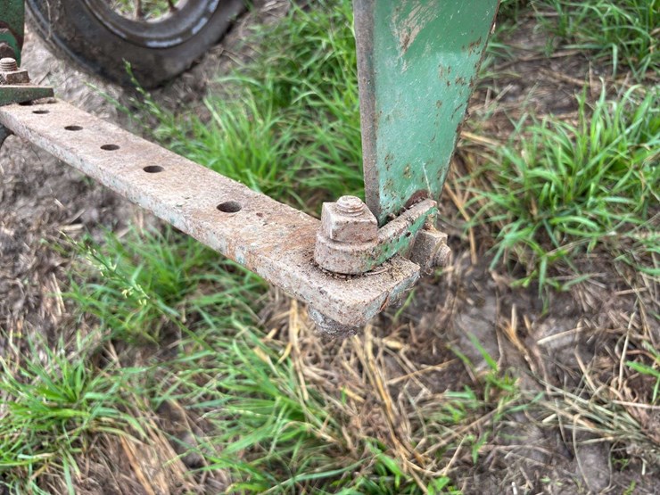 john-deere-14-image-29
