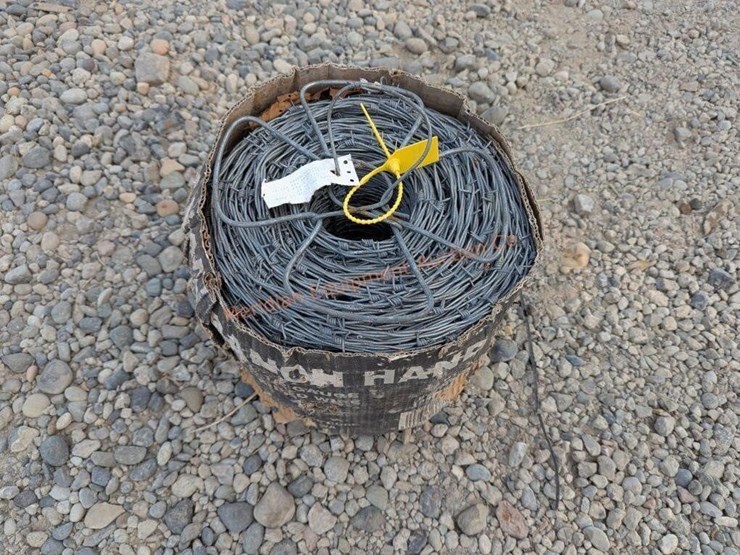 ~1320'-of-12-1/2-barbed-wire-image-4