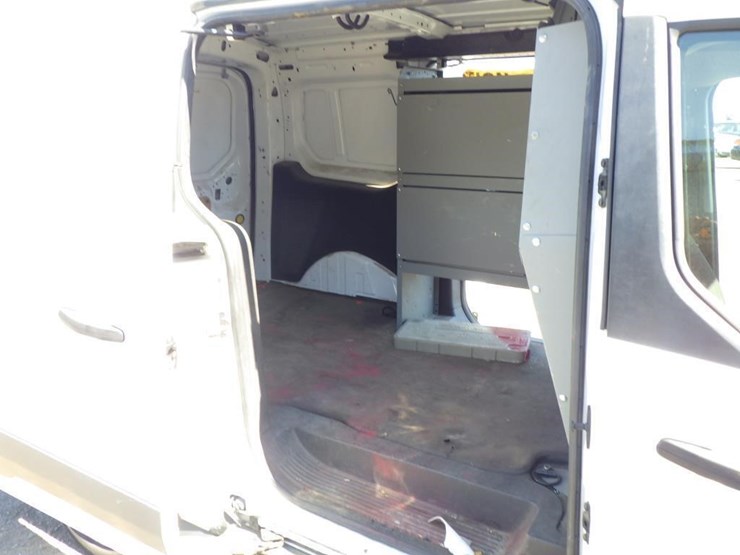 2017-ford-transit-connect-image-8