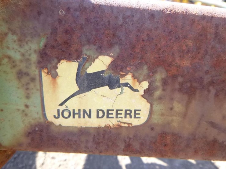 john-deere-110-image-7