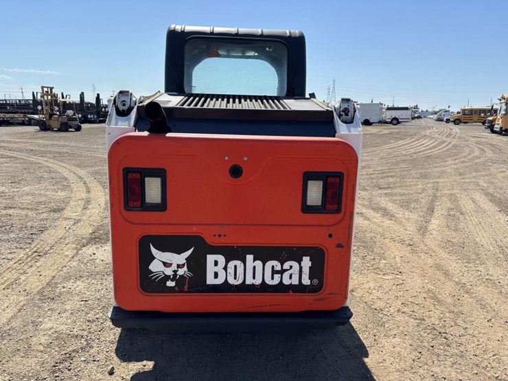 2022-bobcat-t450-image-8