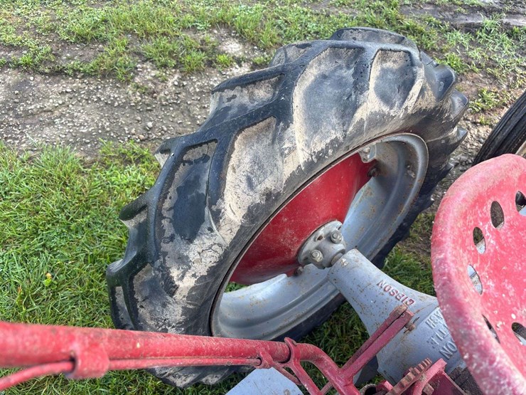 gibson-aeh-garden-tractor-image-80