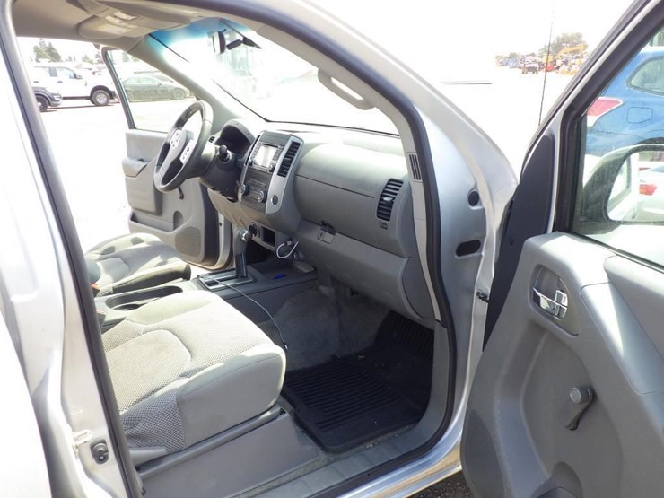 2018-nissan-frontier-image-6