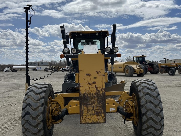 2018-deere-872gp-image-2