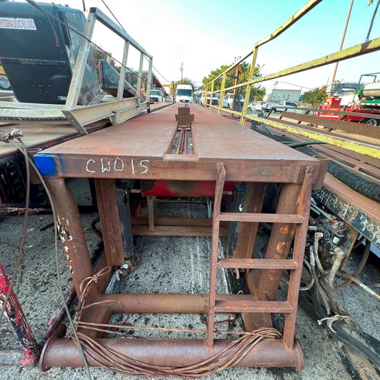 40' SKIDDED HYDRAULIC CAT WALK P/B DIESEL HPU