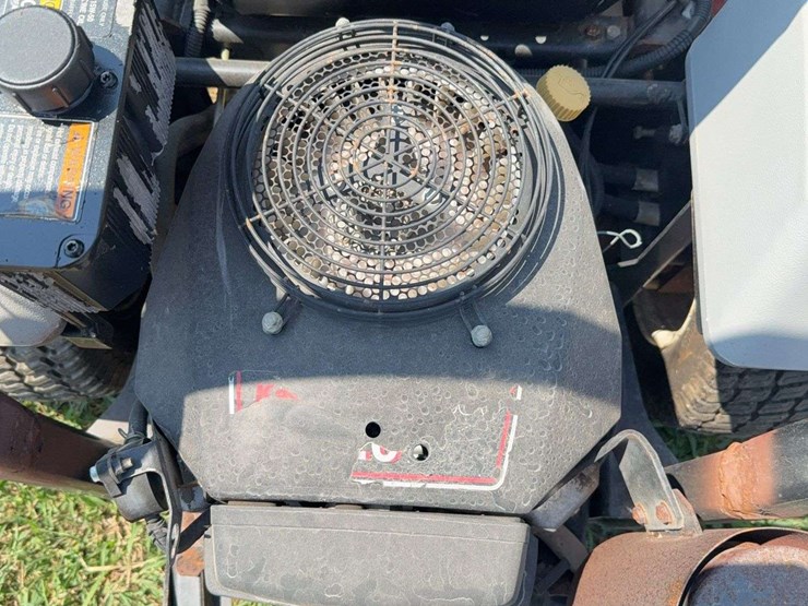 x-mark-lazer-zero-turn-mower,-329hrs,-52"-deck-image-5
