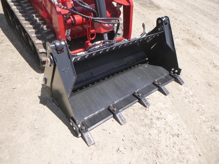 2024-stag-tl425-skid-steer-track-loader-image-10