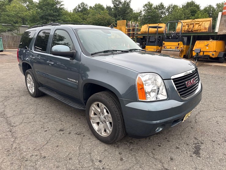2008-gmc-yukon-image-2