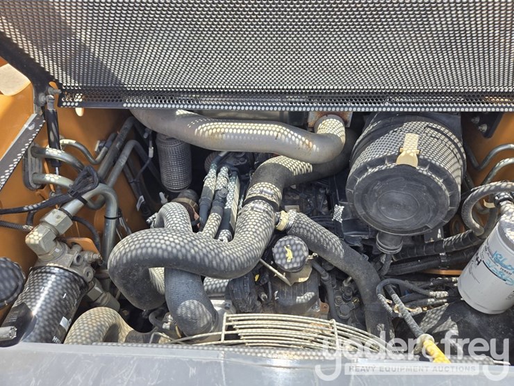 case-sr210-image-37