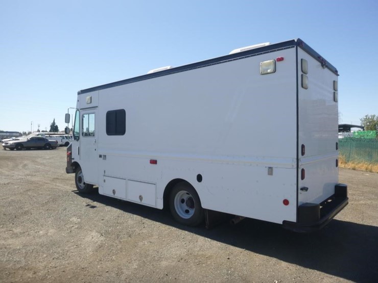 2002-utility-van-image-5