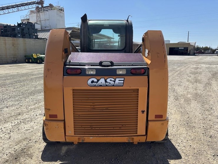 2015-case-tr320-image-8