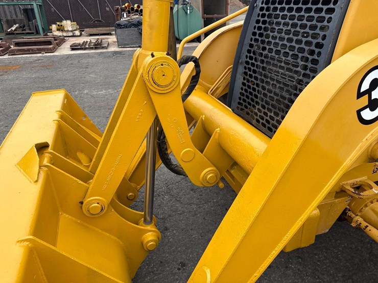 deere-310-image-8