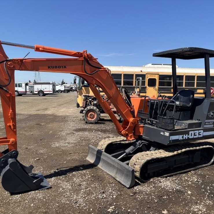 KUBOTA KH033