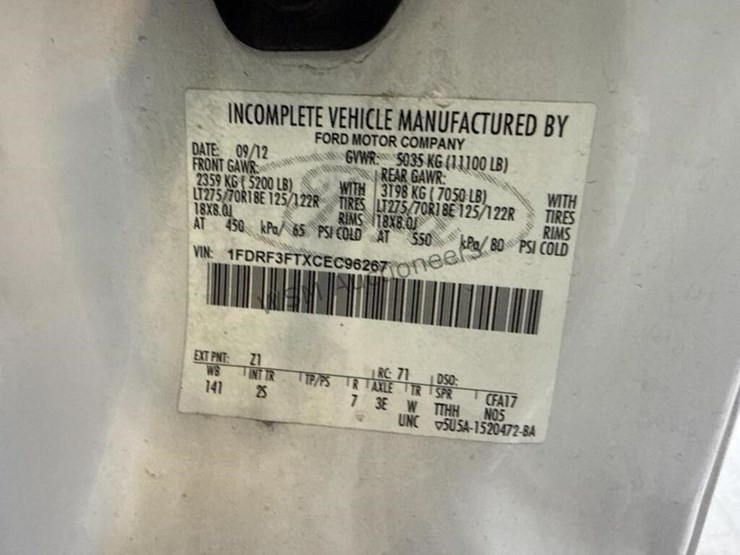 2012-ford-f350-image-16