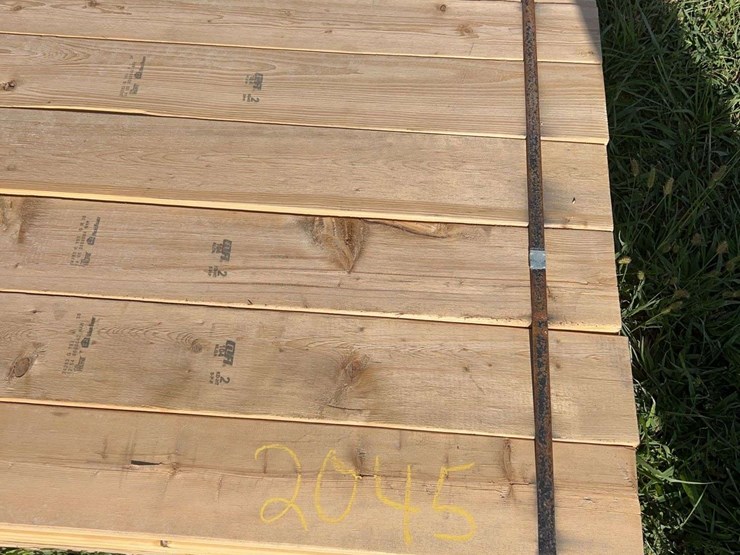 49-boards-of-2"x6"x10'-#2-white-wood-lumber,-(bidding-is-by-the-board,-not-the-stack)-image-2